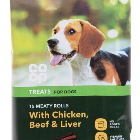 Co-op 15 Meaty Rolls with Chicken, Beef & Liver Treats for Adults Dogs 135g