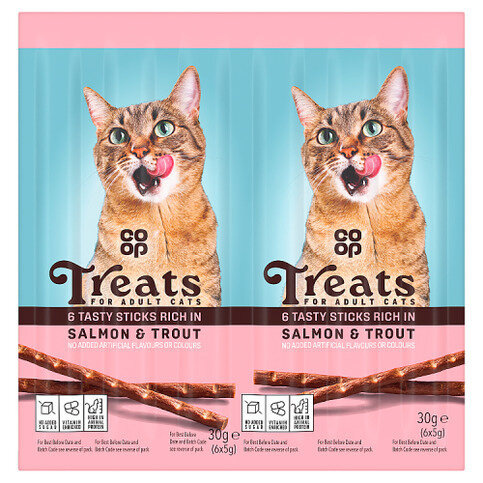 Co-op Treats Tasty Sticks Rich in Salmon & Trout for Adult Cats 6 x 5g (30g)